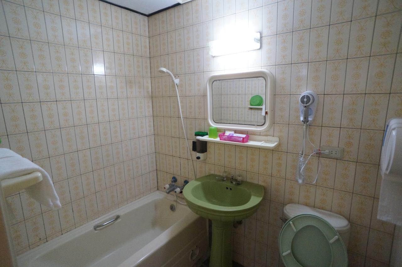 טאיפיי Yi Yuan Hotel מראה חיצוני תמונה